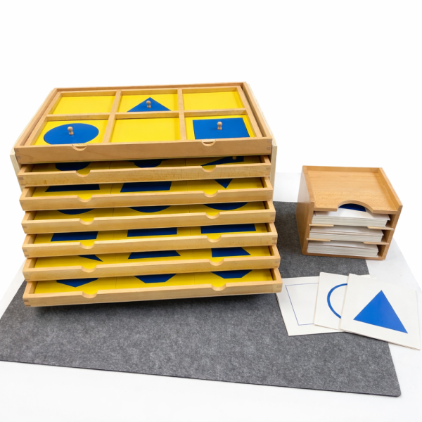 geometr_kumode_paplate_kartites_kabinets